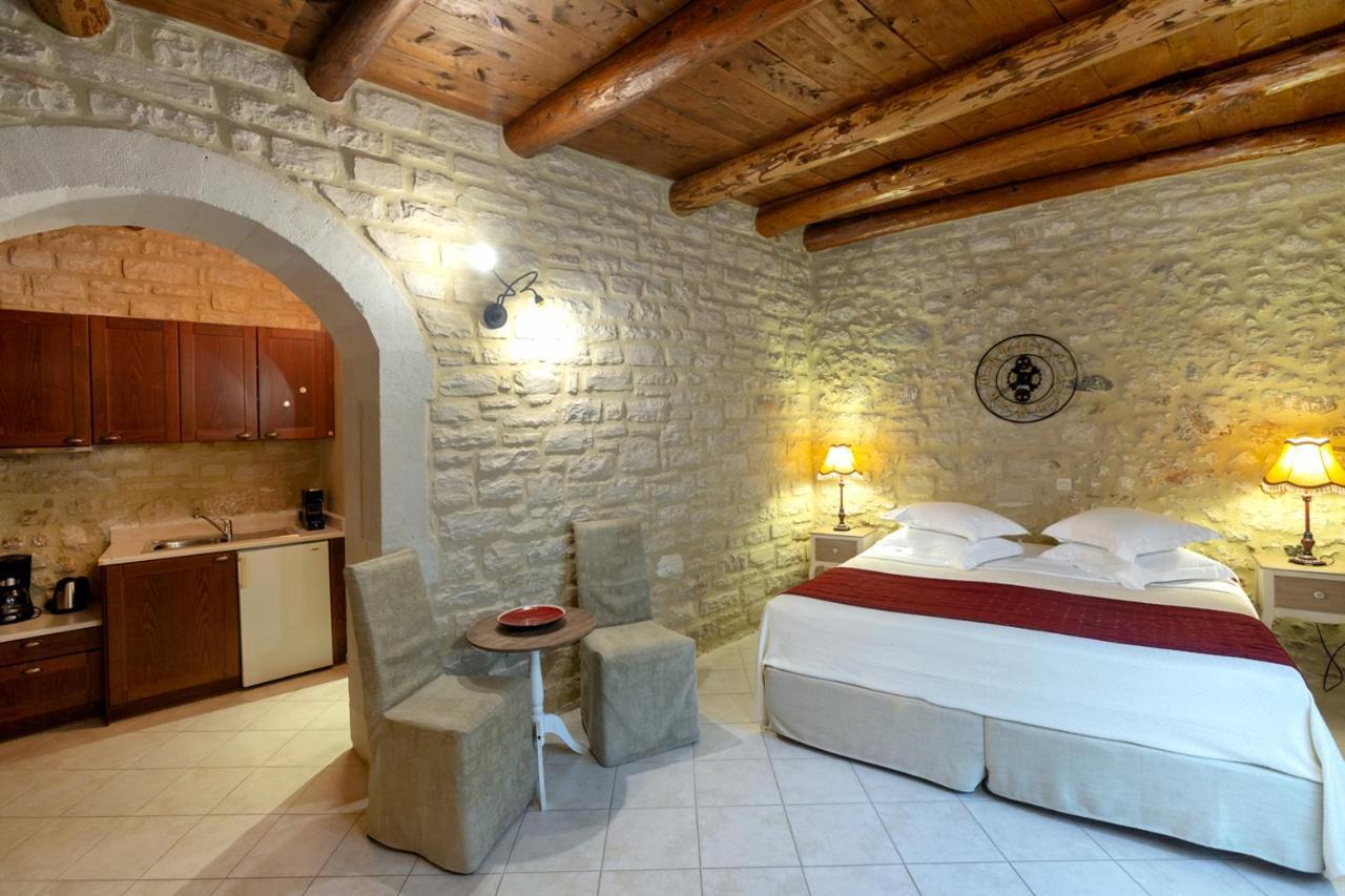 Casa Moazzo Suites And Apartments Rethymno Exterior foto